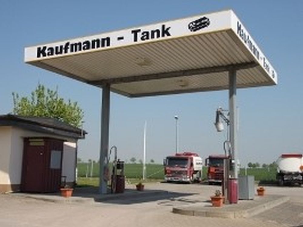 Firmensitz - Tankstelle